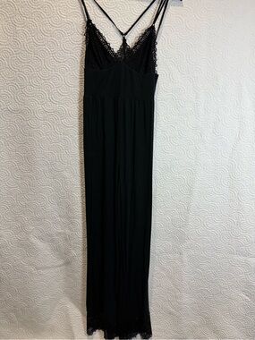 Victoria’s Secret Chemise Women’s body suit pants suit Babydoll Black Lace M